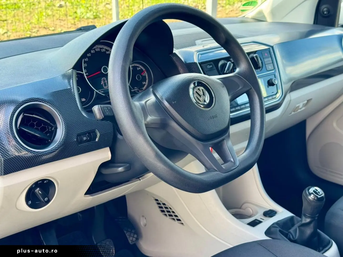 Volkswagen Up