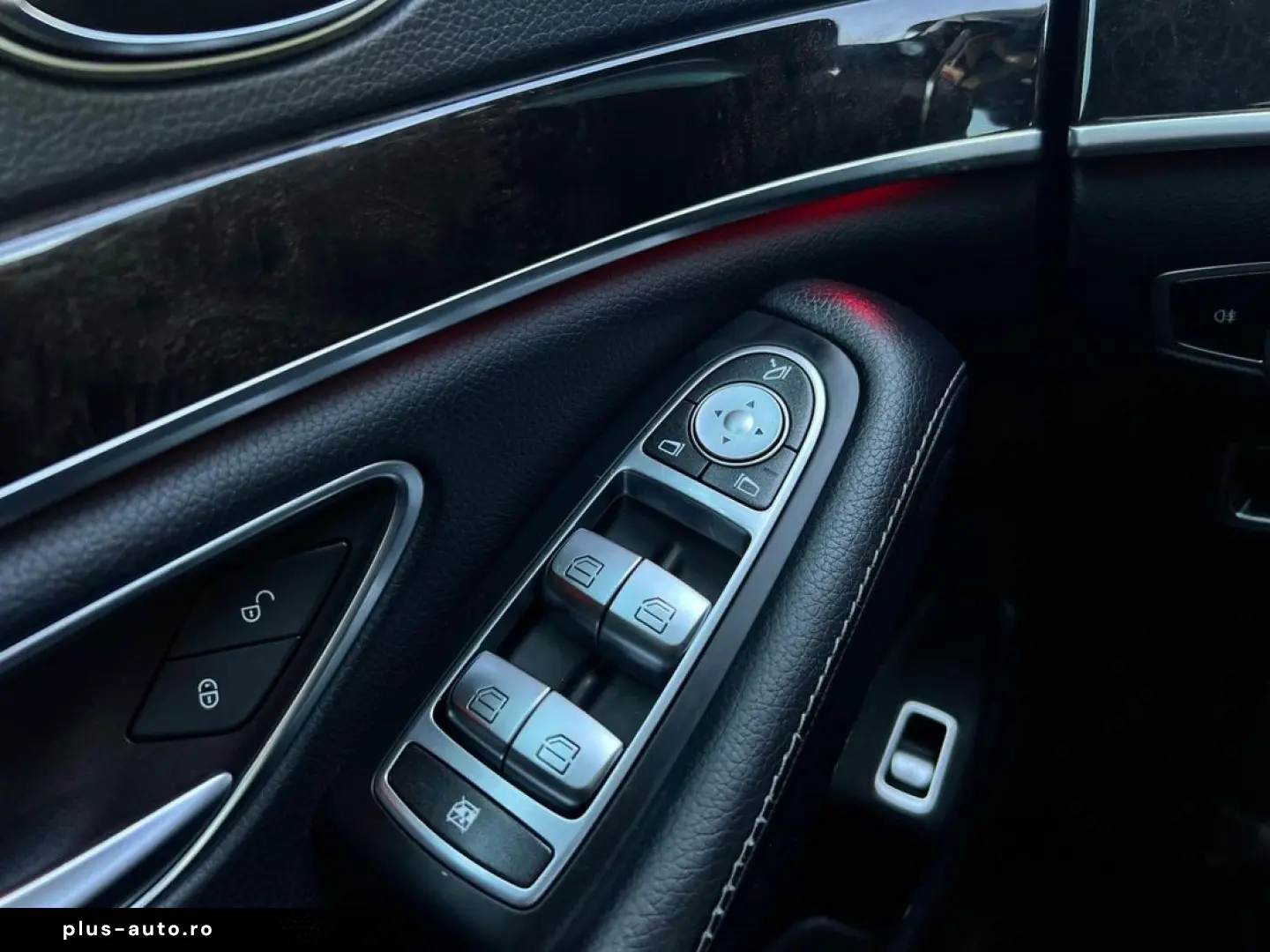 Mercedes-Benz S