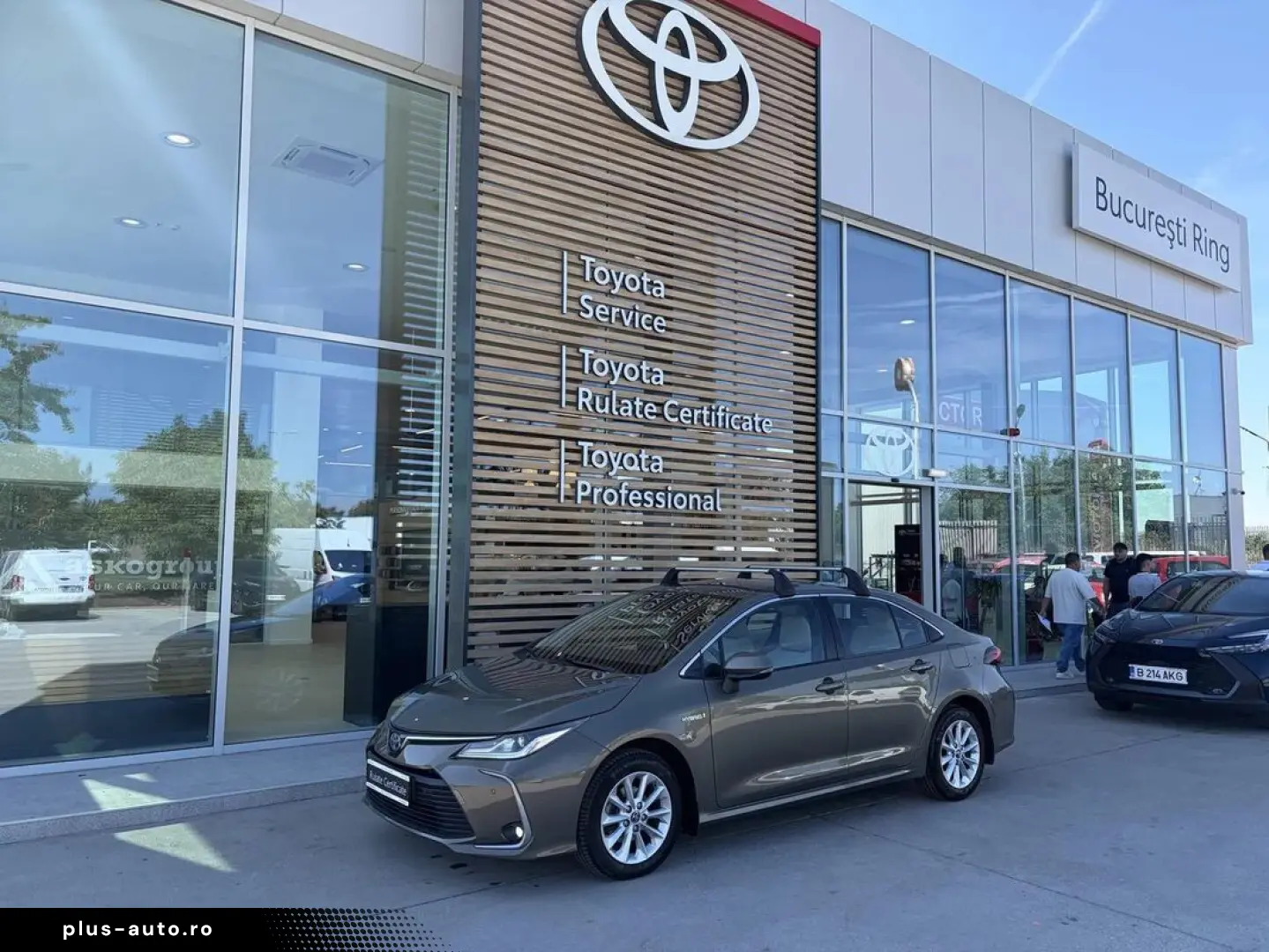 Toyota Corolla 1.8 Hev Business Plus