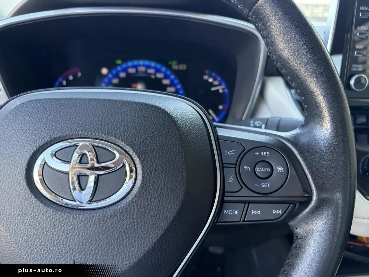 Toyota Corolla 1.8 Hev Business Plus