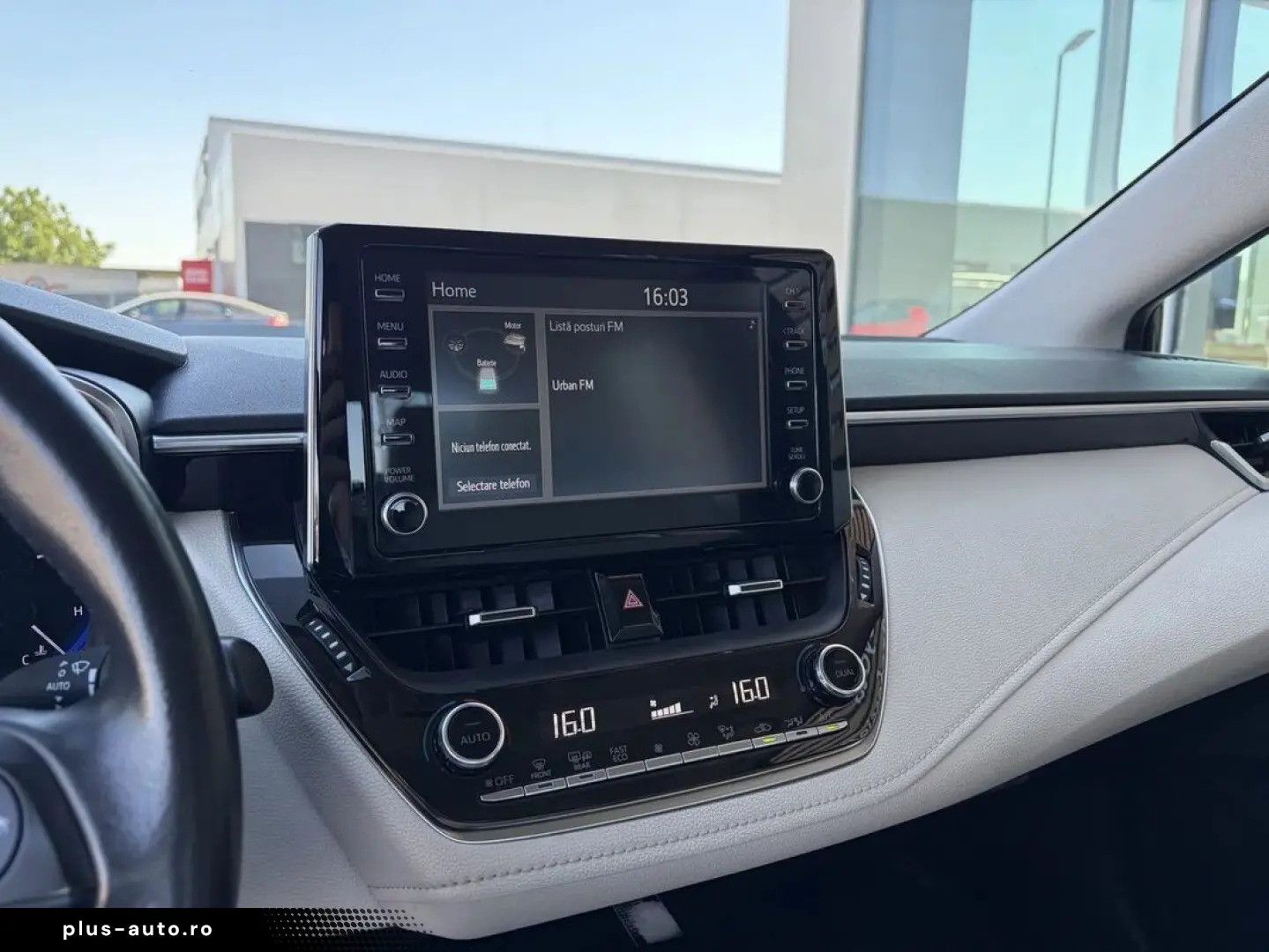 Toyota Corolla 1.8 Hev Business Plus