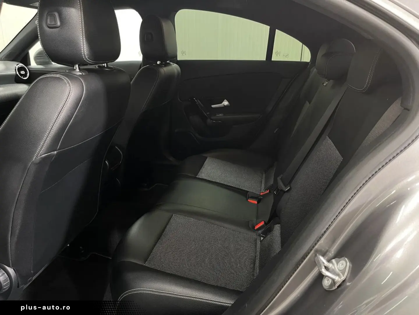 Mercedes-Benz Cla-200