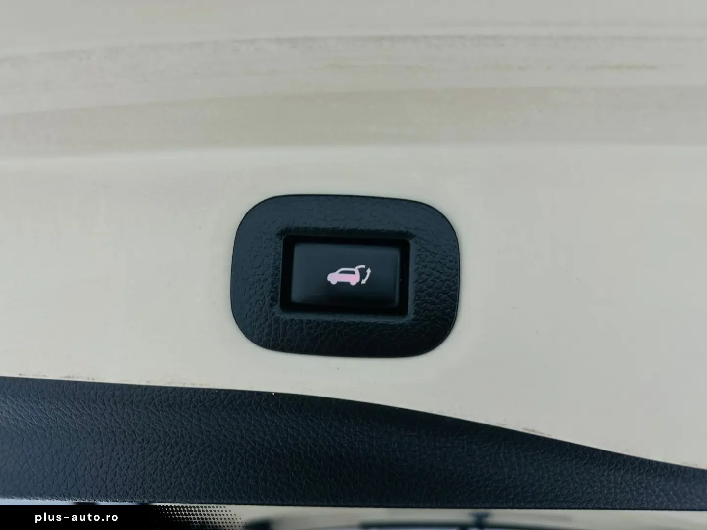 NISSAN X-TRAIL 2017 2.0D E6 Garantie 12 Luni Rate Avans 0 Do