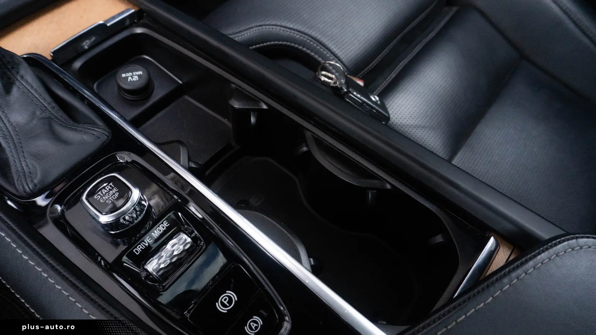 Volvo S90 T4 INSCRIPTION