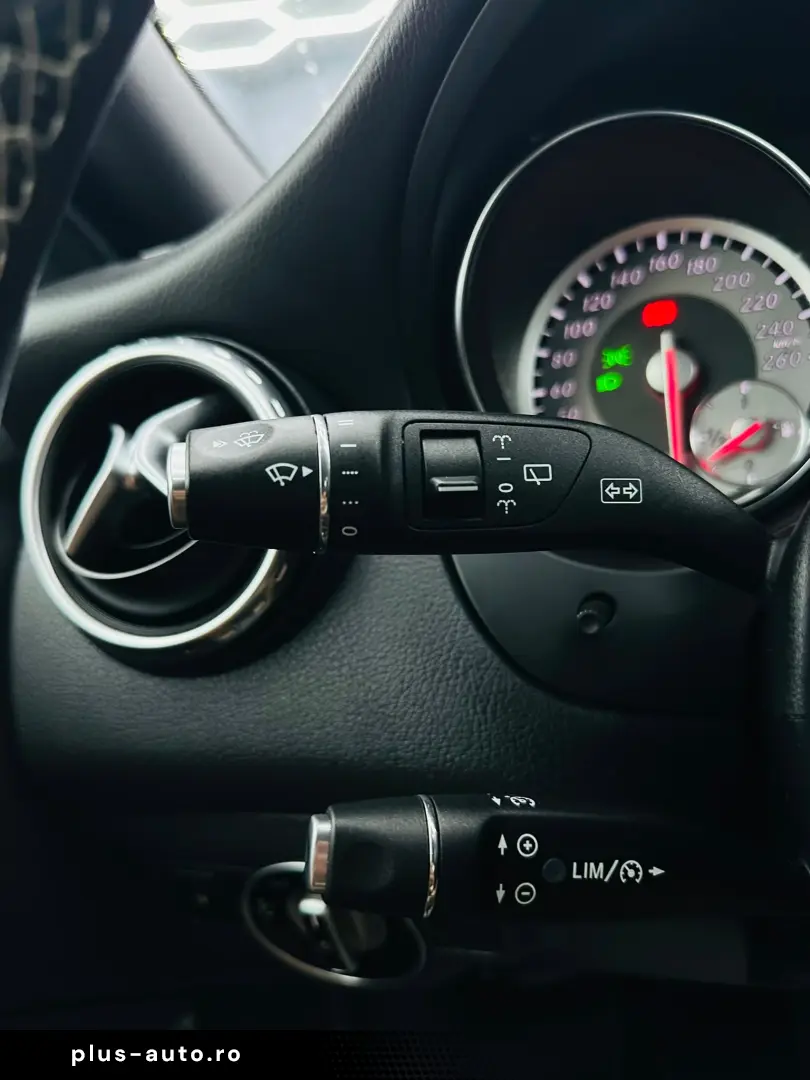 MERCEDESBENZ GLA 200 2016 2.2D E6 4x4 Garantie 12 Luni Rate