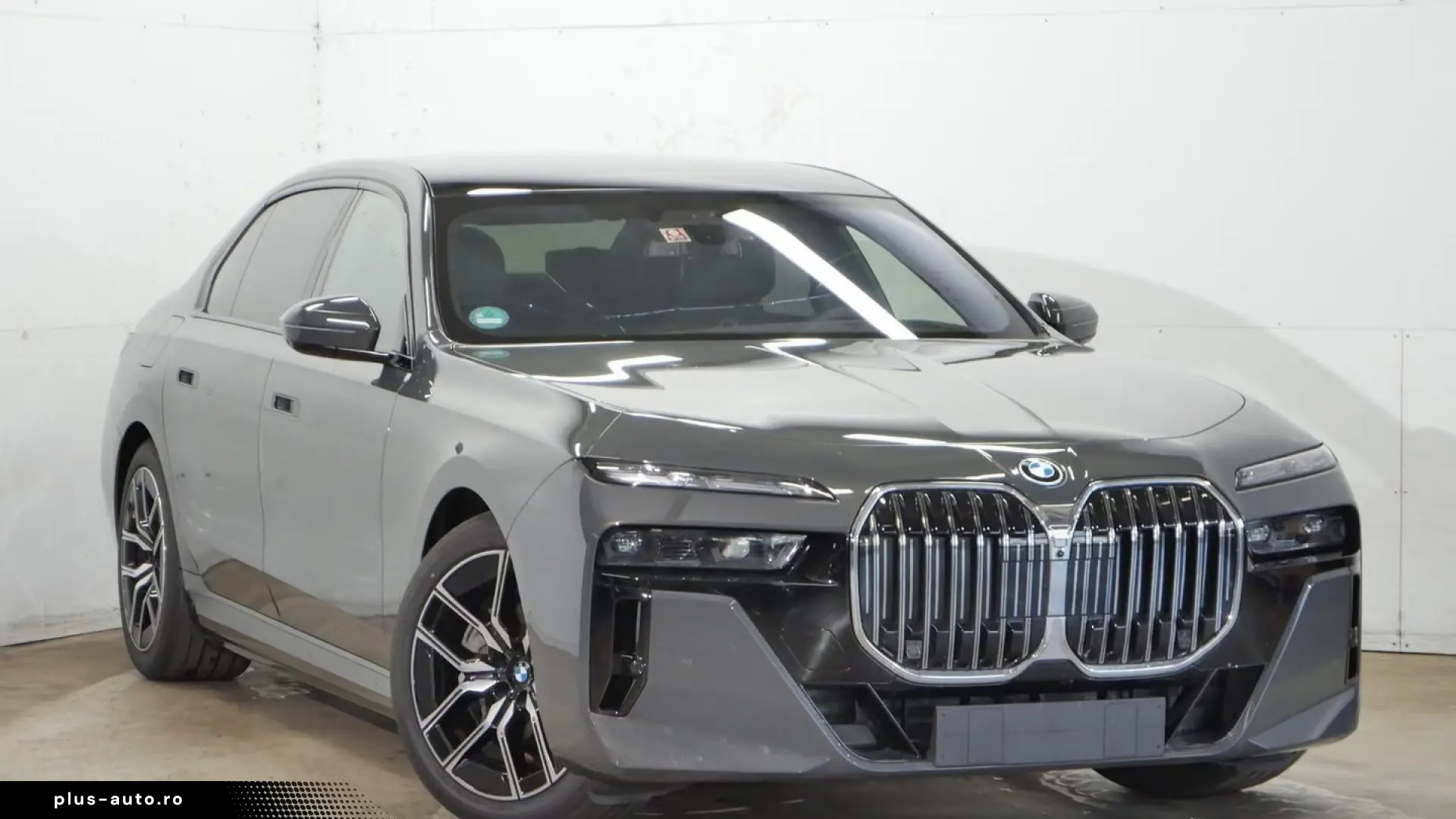 BMW 750e xDrive M Sport - Executive Lounge - Sky Lounge