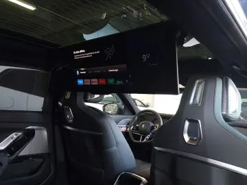 BMW 750e xDrive M Sport - Executive Lounge - Sky Lounge