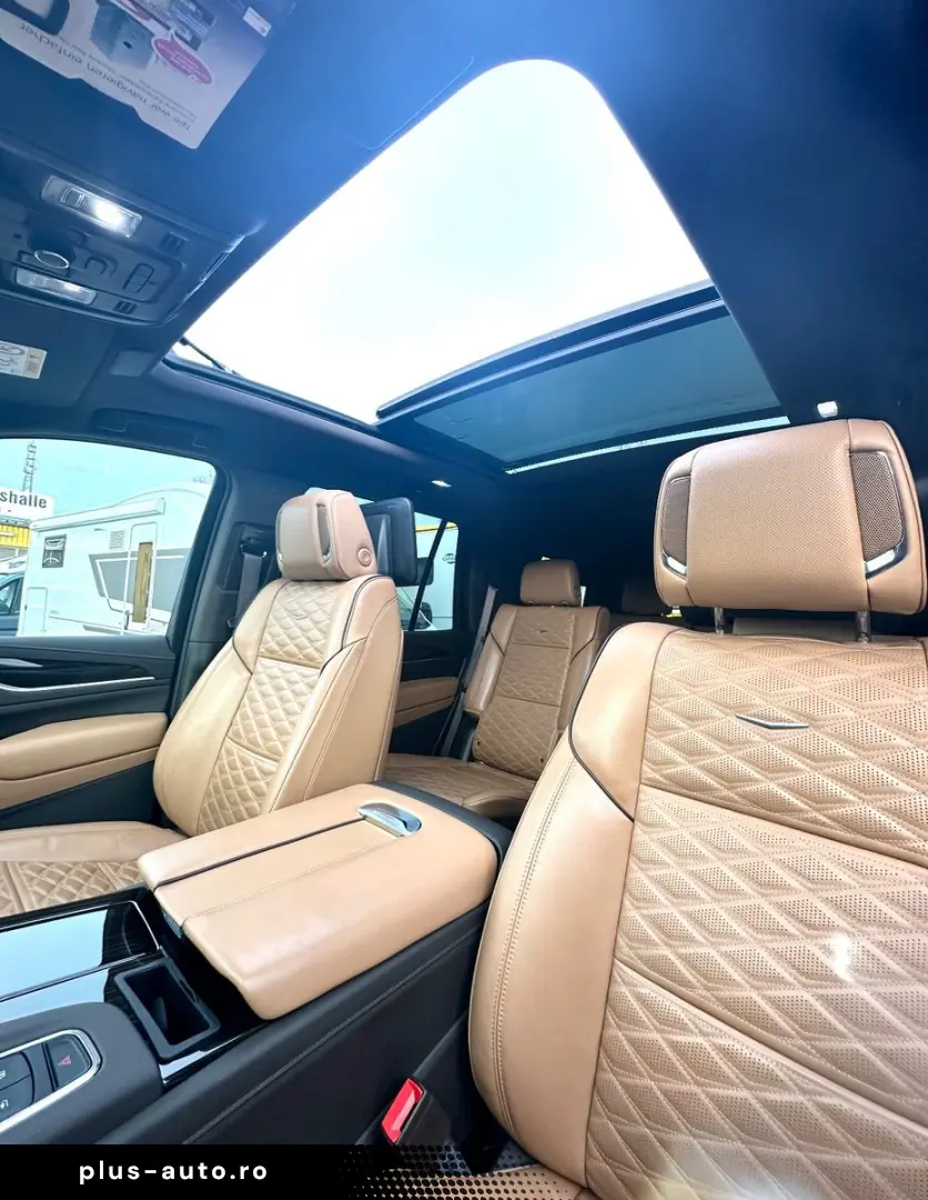 CADILLAC Escalade