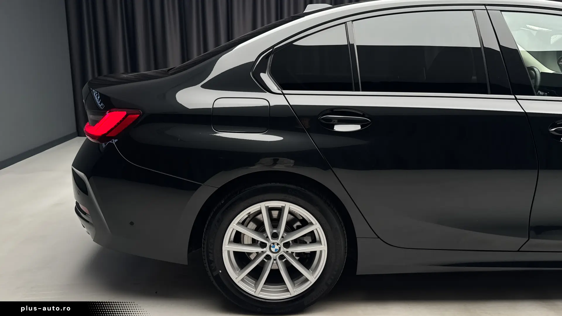 BMW 320d Xdrive   facelift   full LED