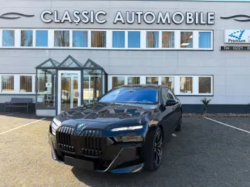 BMW 750 e xDrive M Sport Pro Fond Enter UPE180.000€