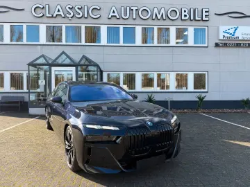 BMW 750 e xDrive M Sport Pro Fond Enter UPE180.000€