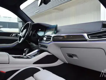 BMW X5 M Competition 625 PS SkyLounge   Massage