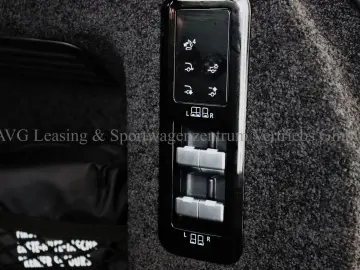 LAND ROVER Range Rover Autobiography D350 LWB