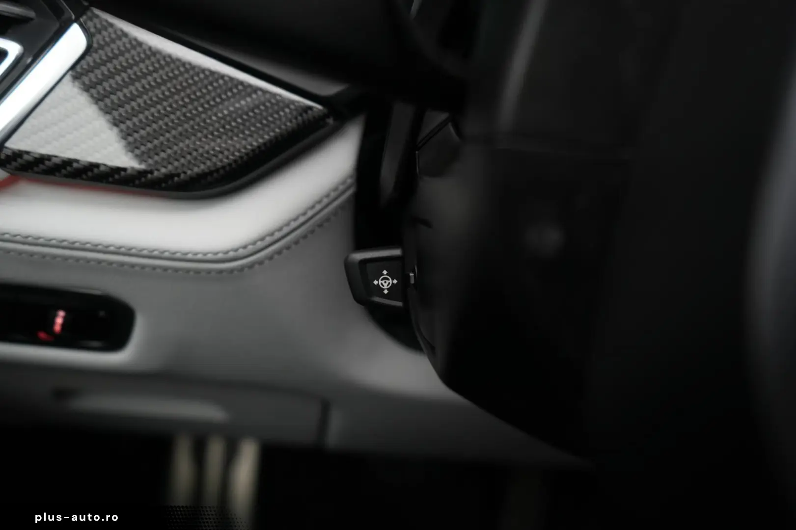BMW X6 M Competition Laser HUD Skytop B&W