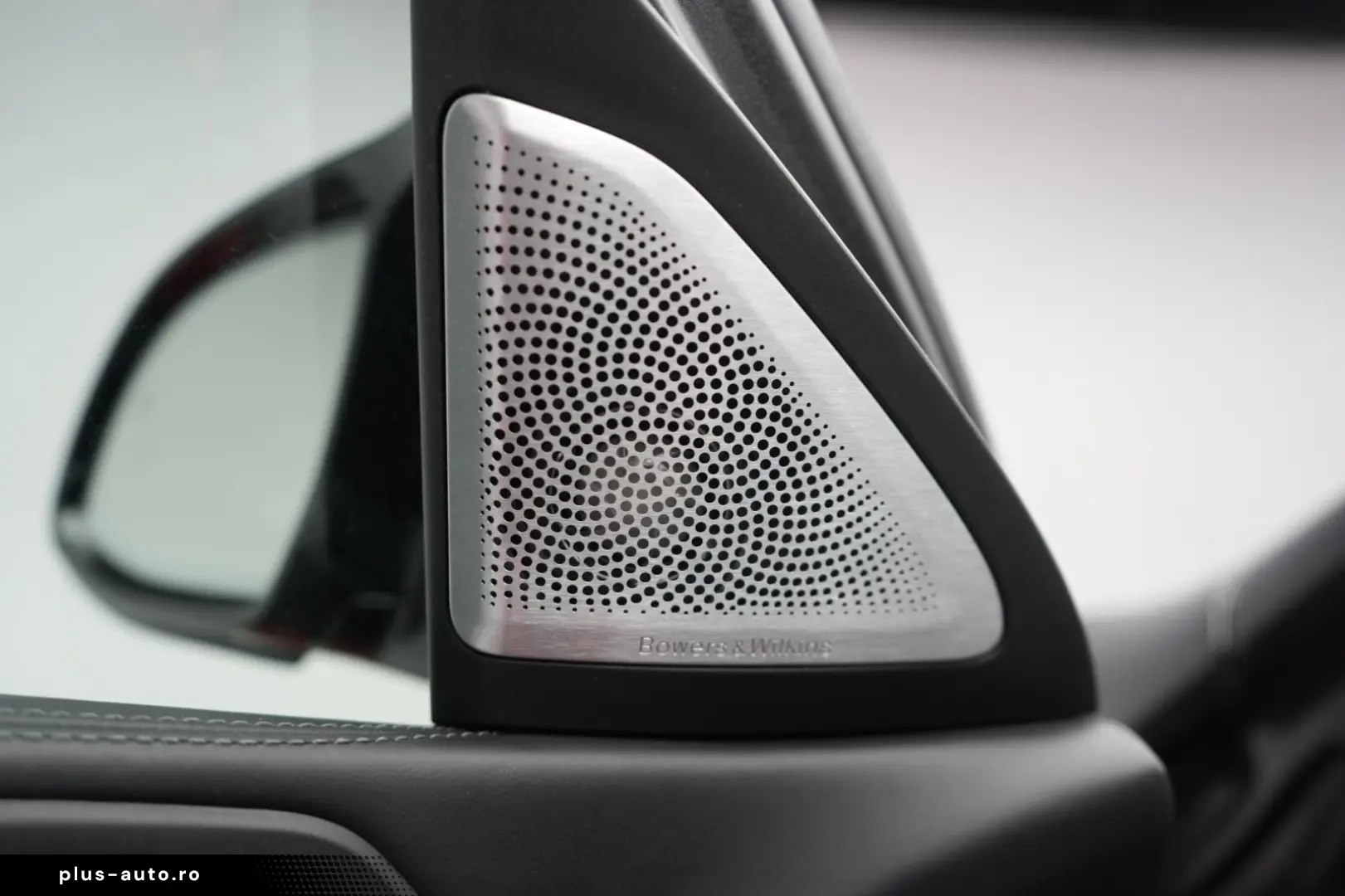 BMW X6 M Competition Laser HUD Skytop B&W