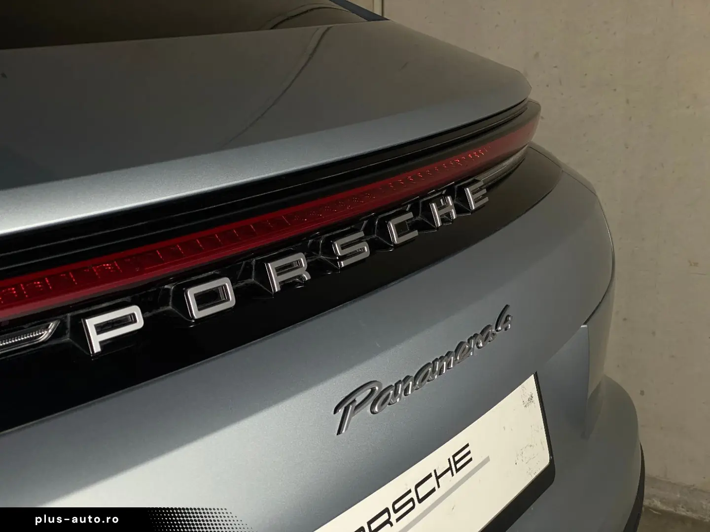 PORSCHE Panamera 4 E-Hybrid   Sportabgas   InnoDrive