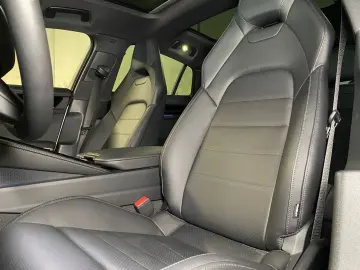 PORSCHE Panamera 4 E-Hybrid   Sportabgas   InnoDrive