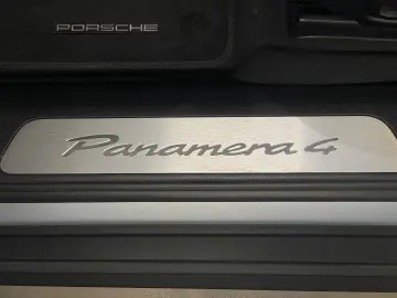 PORSCHE Panamera 4 E-Hybrid   Sportabgas   InnoDrive