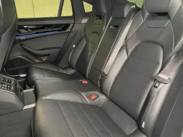PORSCHE Panamera 4 E-Hybrid   Sportabgas   InnoDrive