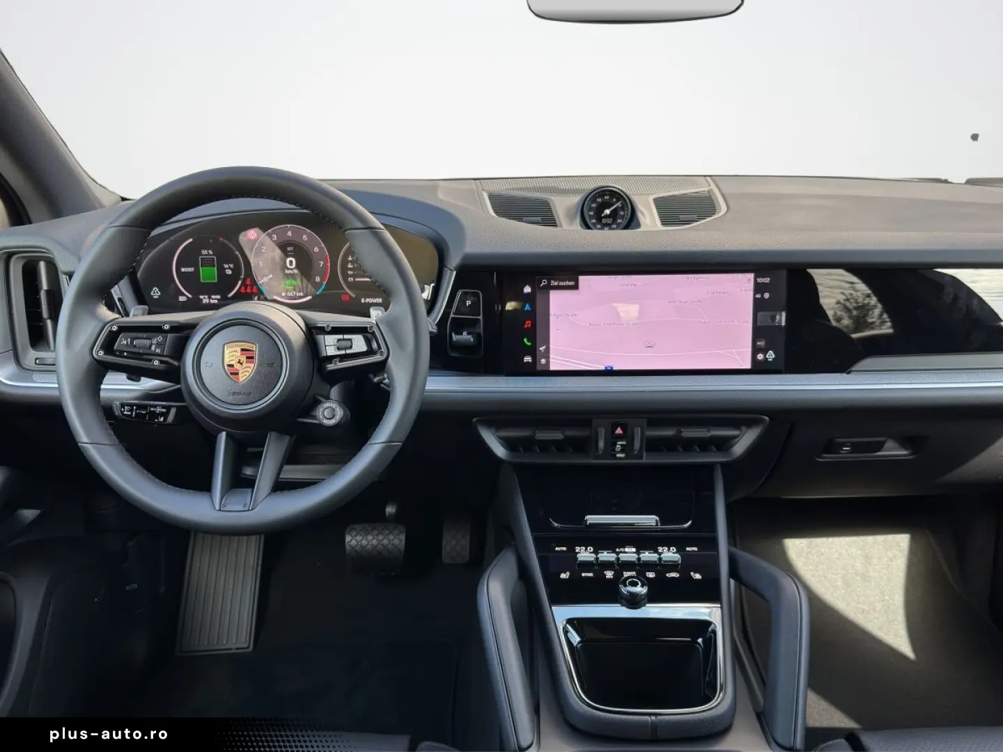 PORSCHE Cayenne E-Hybrid   Panorama