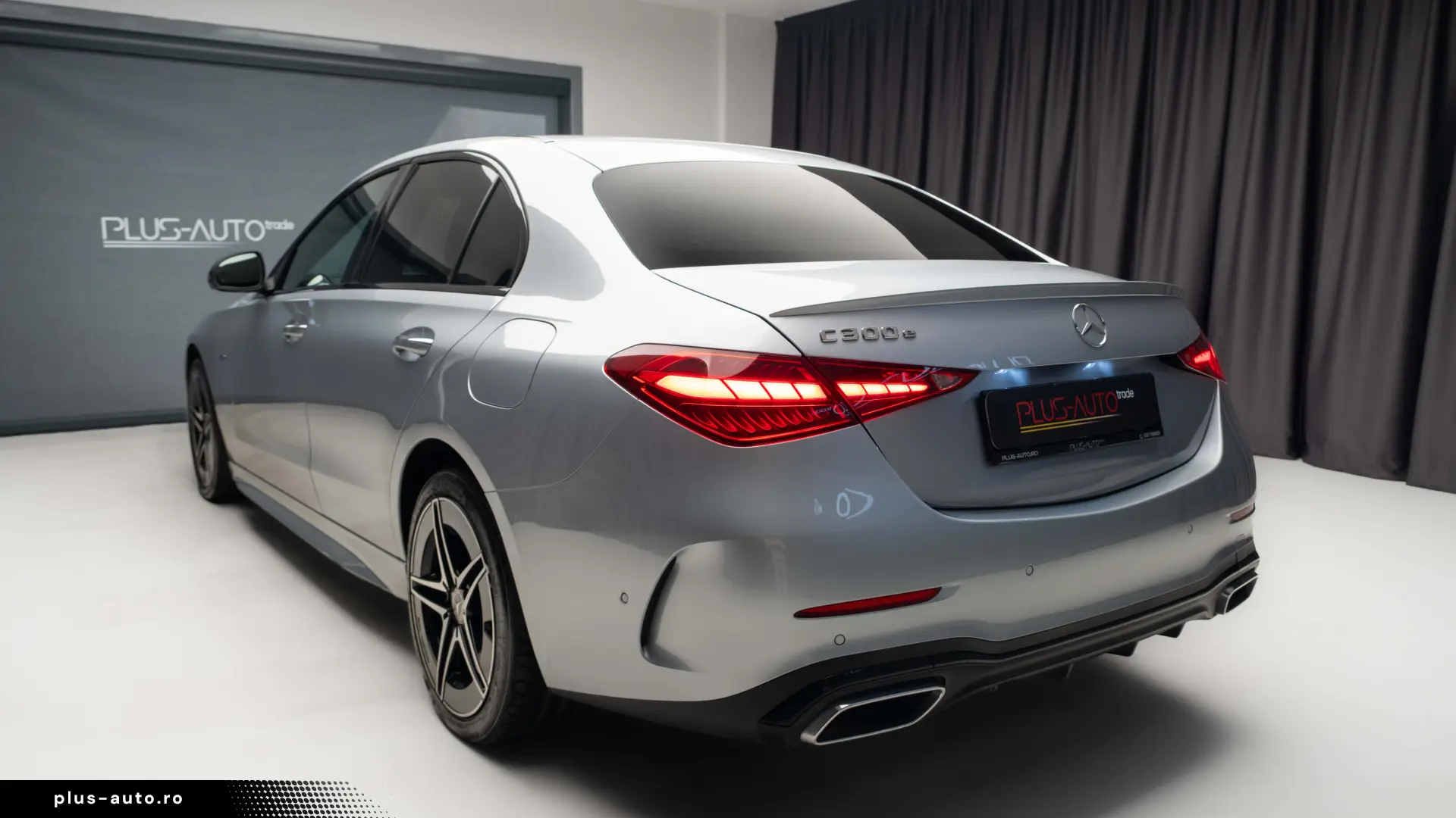 Mercedes-Benz C 300e