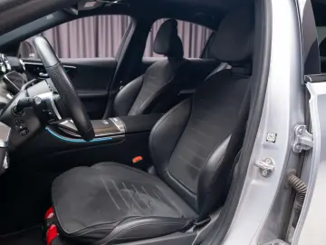 Mercedes-Benz C 300e