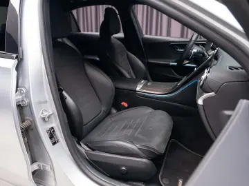 Mercedes-Benz C 300e