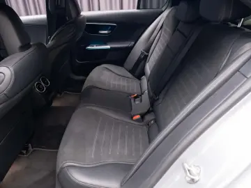 Mercedes-Benz C 300e