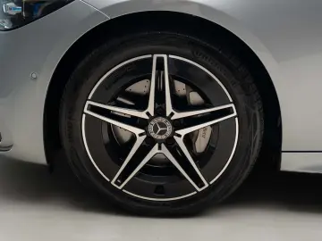 Mercedes-Benz C 300e