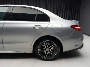 Mercedes-Benz C 300e
