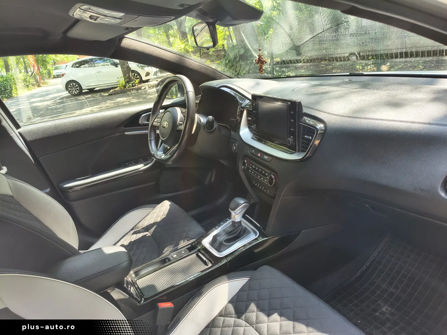 Kia pro cee'd   ProCeed