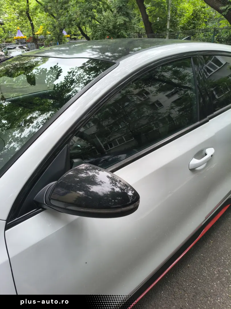 Kia pro cee'd   ProCeed