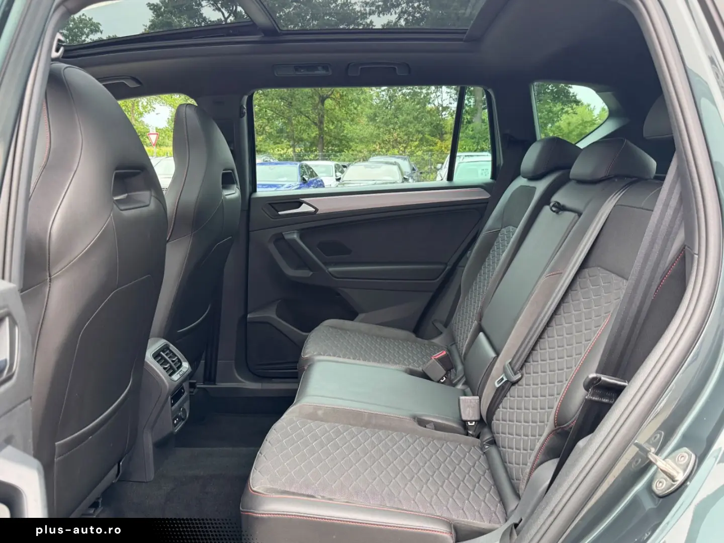 SEAT Tarraco FR e-Hybrid 1.4 PANO AHK VC DCC 360 ACC