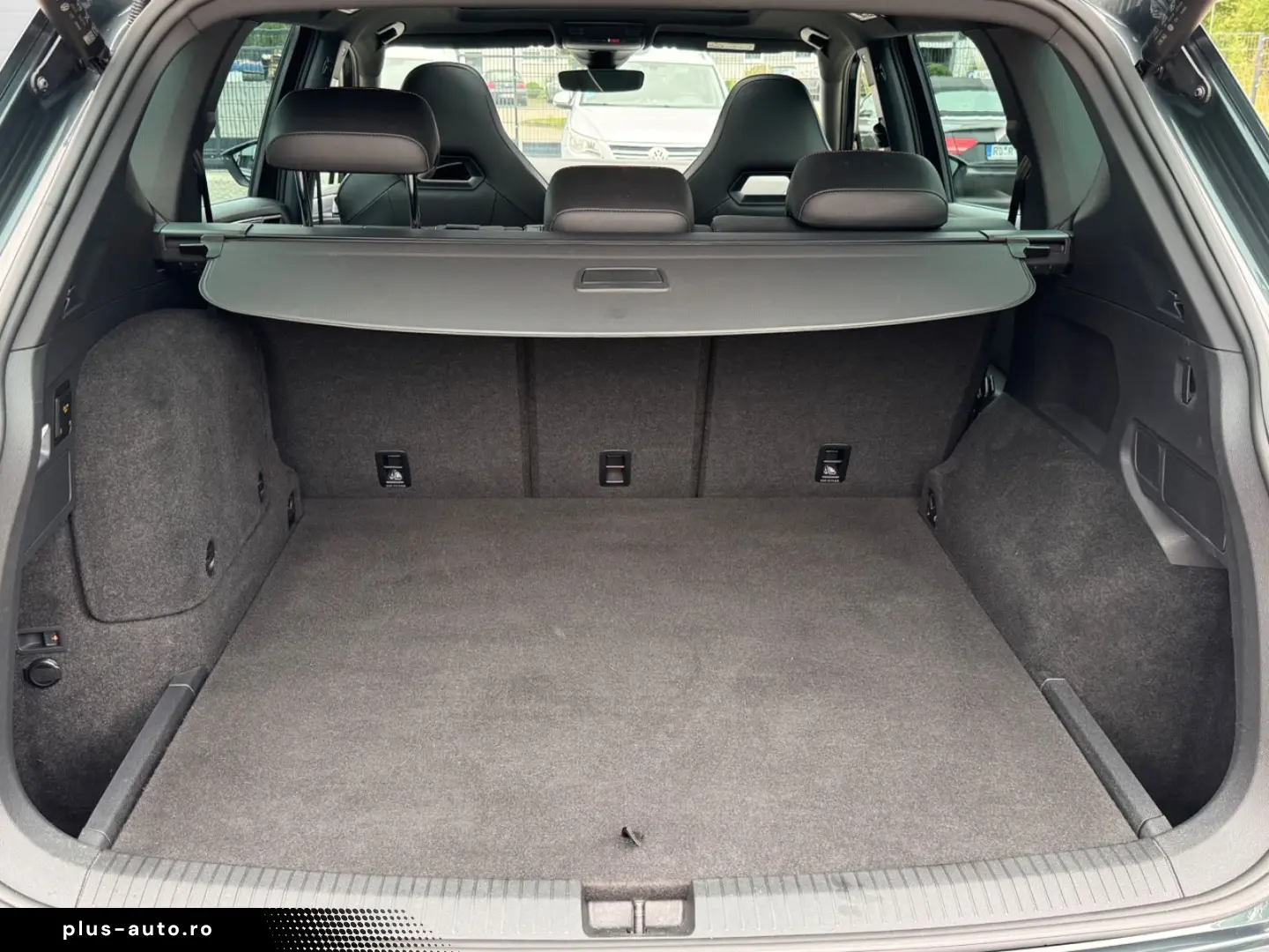SEAT Tarraco FR e-Hybrid 1.4 PANO AHK VC DCC 360 ACC