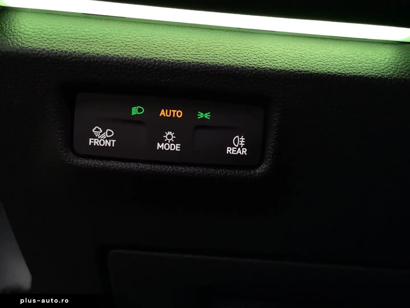 VW Tiguan R-Line 1.5 l eHybrid OPF   85 kW (115 PS)