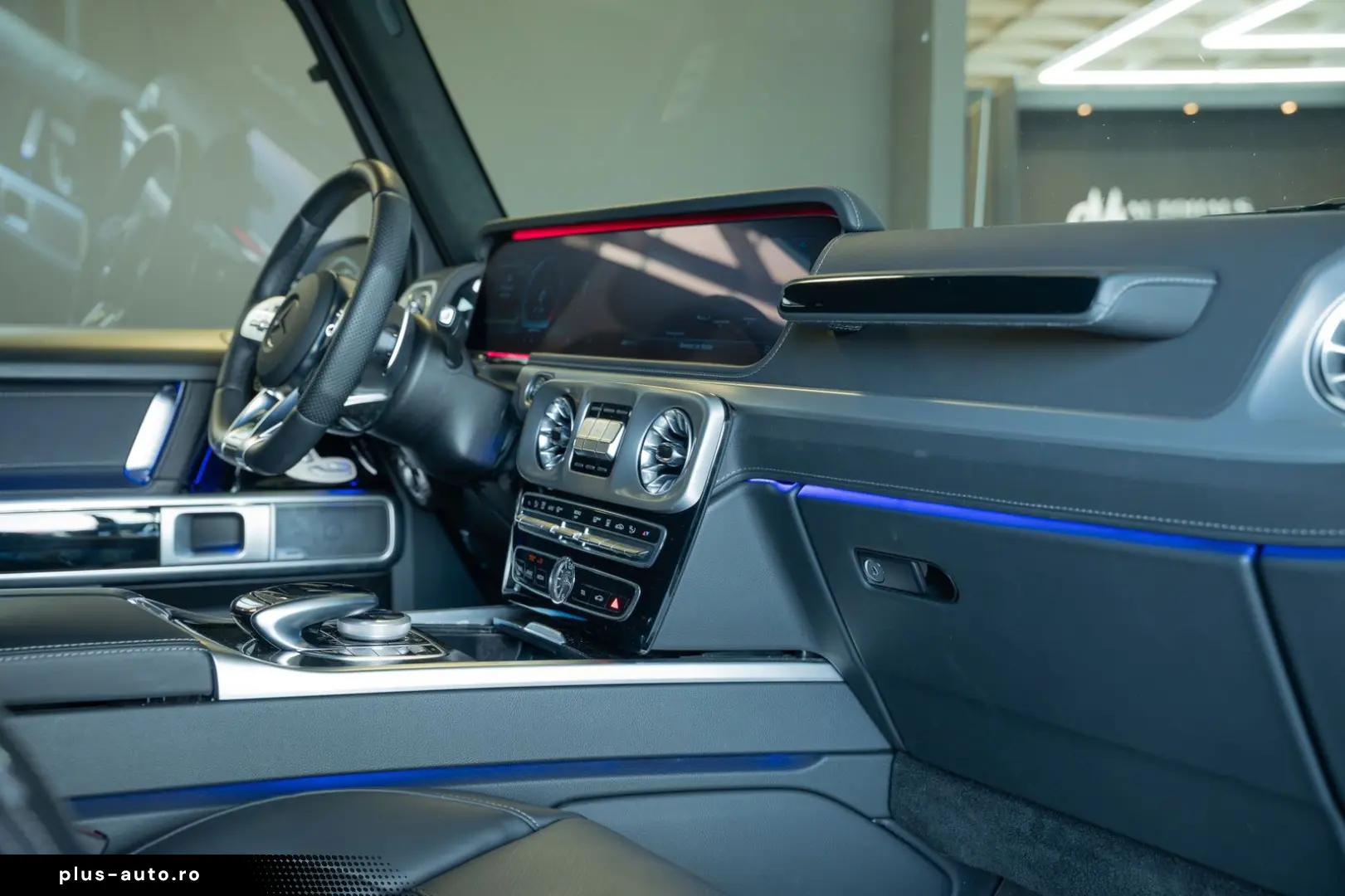 MERCEDES-BENZ G-Class 2023 — imagine 10
