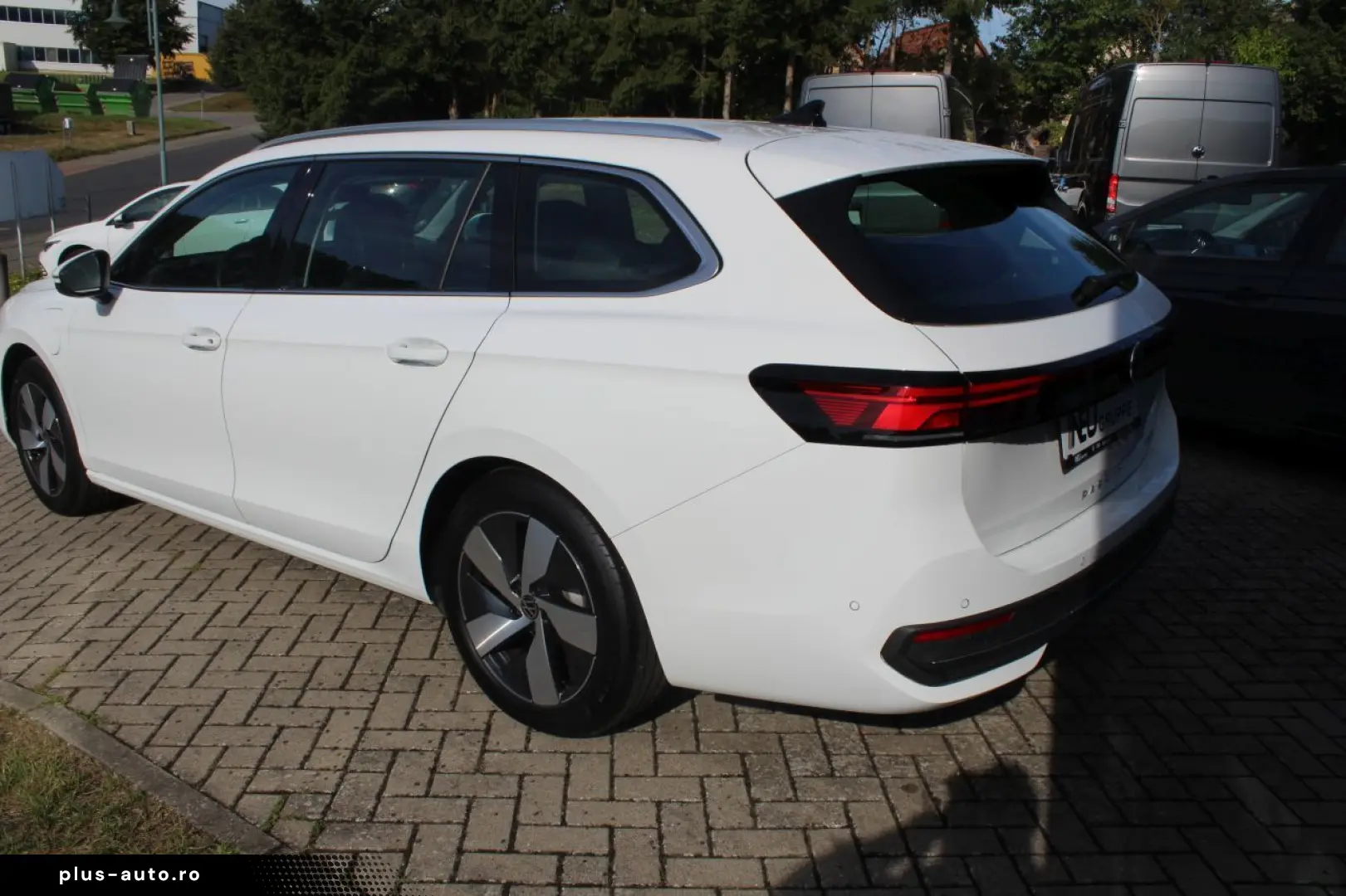 VW Passat Business Variant 1.5 eHybrid DSG LED Rfk