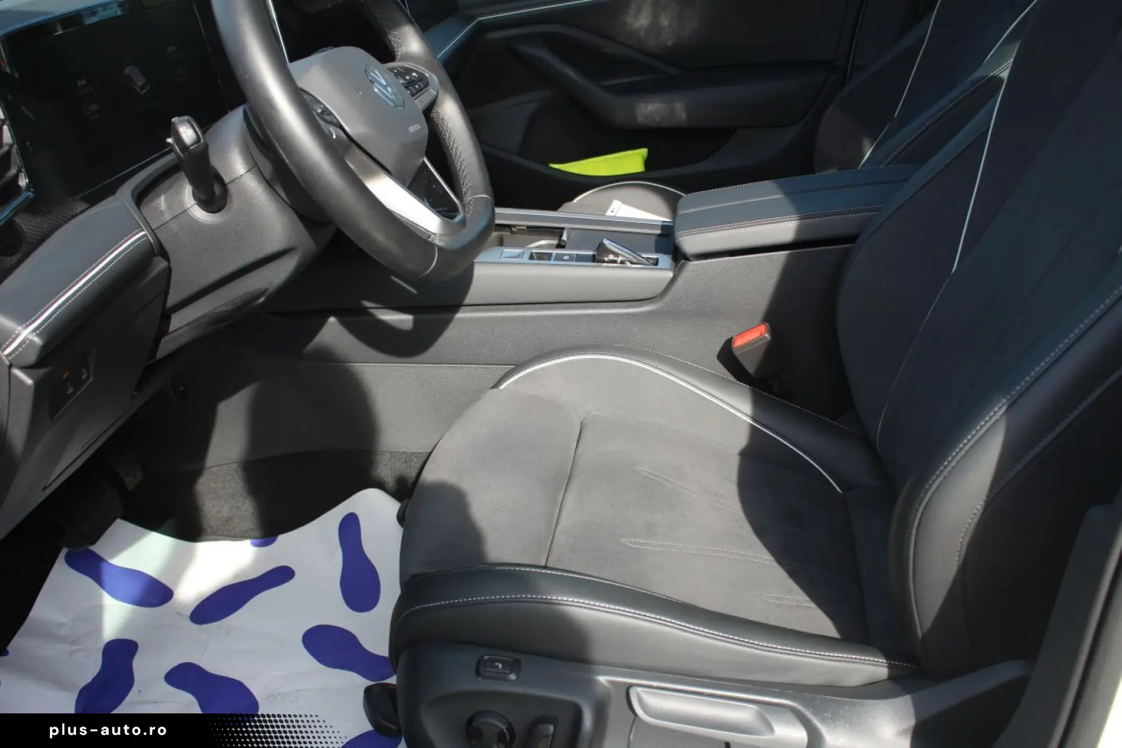 VW Passat Business Variant 1.5 eHybrid DSG LED Rfk