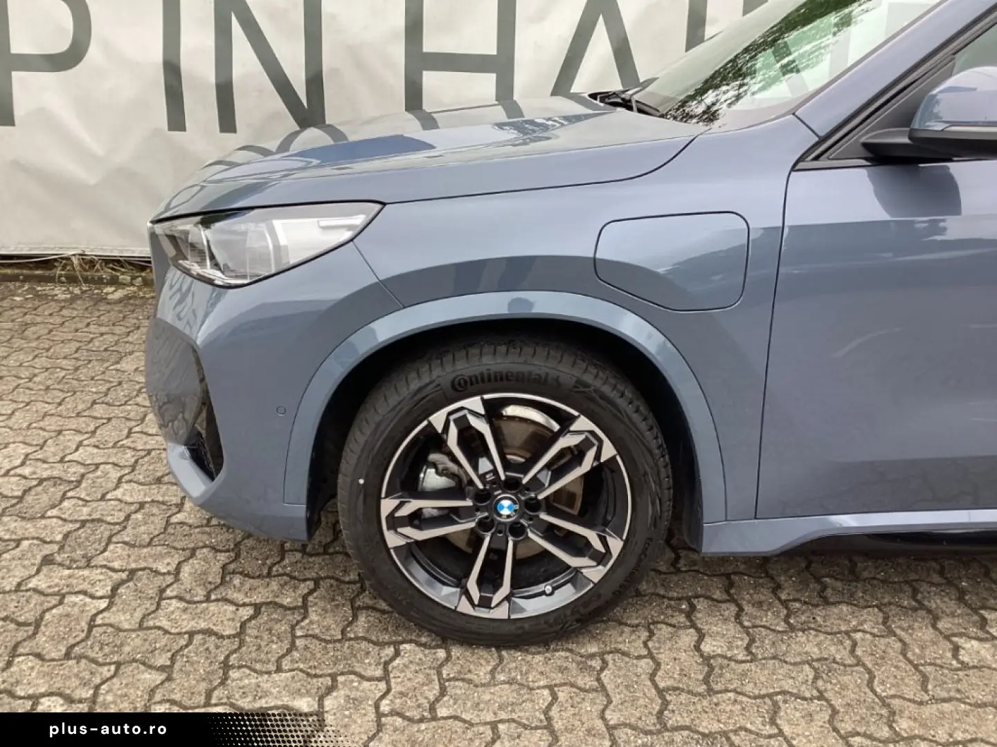 BMW X1 xDrive 30e M-Sport  H&K HUD