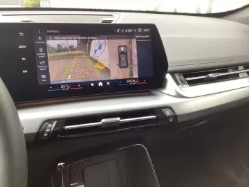BMW X1 xDrive 30e M-Sport  H&K HUD