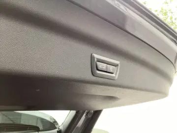 BMW X1 xDrive 30e M-Sport  H&K HUD
