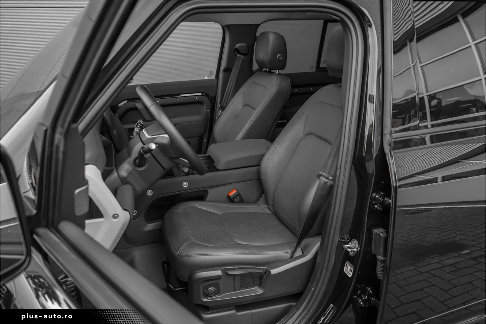 LAND ROVER Defender 110 2.0 P400e URBAN Widetrack Pano