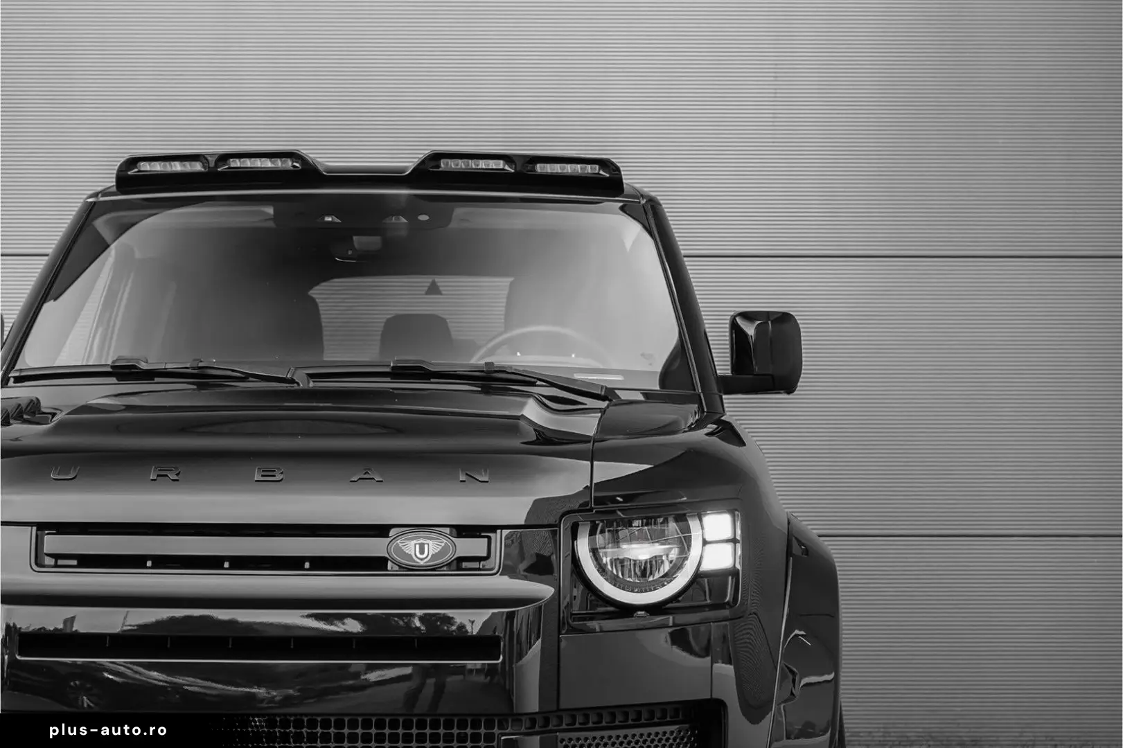 LAND ROVER Defender 110 2.0 P400e URBAN Widetrack Pano