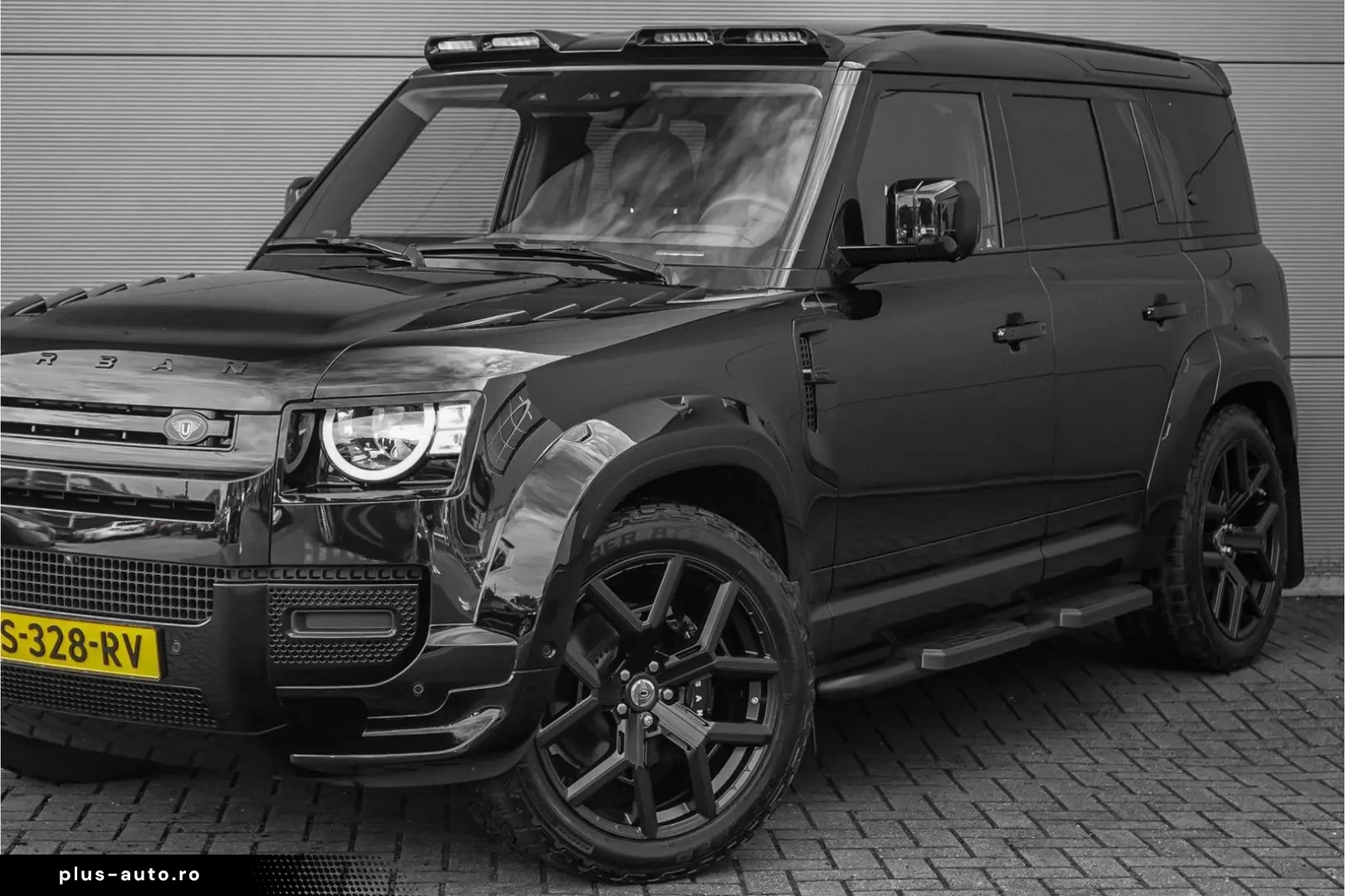LAND ROVER Defender 110 2.0 P400e URBAN Widetrack Pano