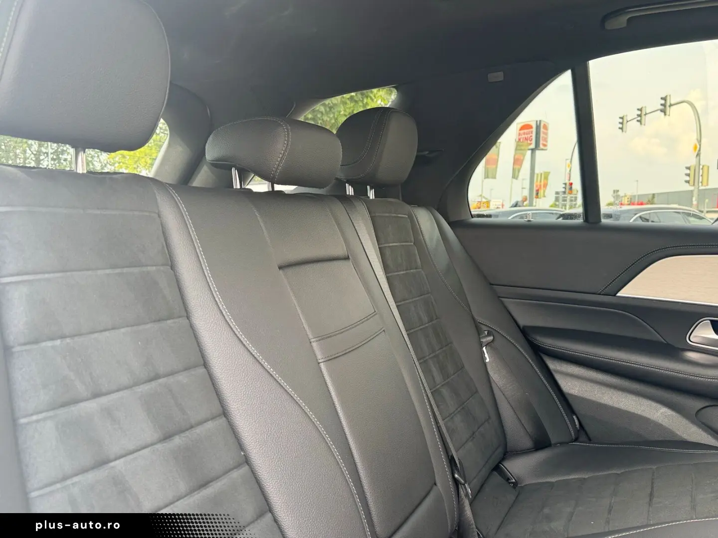 MERCEDES-BENZ GLE 2023 — imagine 17