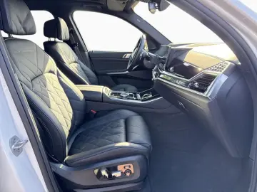 BMW X5 xDr 40i M SPORT PRO 2Achs AHK Pano H K DAPro