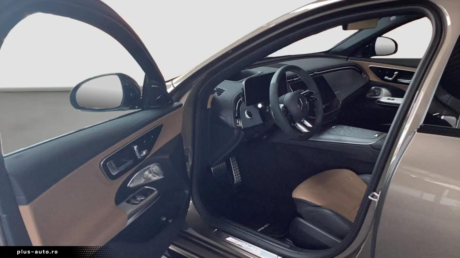 Mercedes-Benz E 53 HYBRID 4M  AMG DISTR PANO V-Max MASSAGE