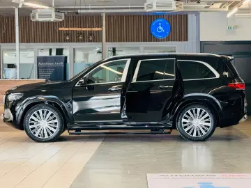 MERCEDES-BENZ GLS 600 4Matic Maybach-High End-Hüpft