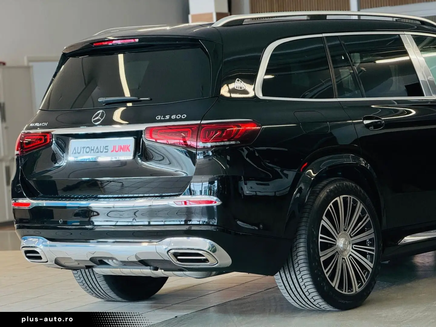 MERCEDES-BENZ GLS 600 4Matic Maybach-High End-Hüpft