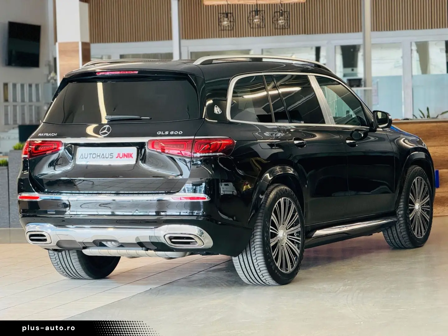 MERCEDES-BENZ GLS 600 4Matic Maybach-High End-Hüpft